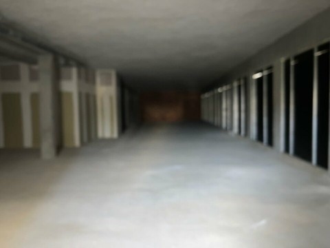 Vente Local commercial , 141 m2 à Freneuse (78840) en France