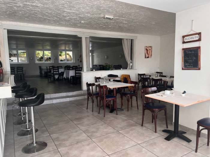 Vente Hôtel restaurant en emplacement N°1, à Pont-de-Larn (81660) en France