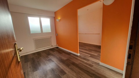 Vente Bureaux / Locaux professionnels, 200 m2 à Saint-Nazaire (44600)