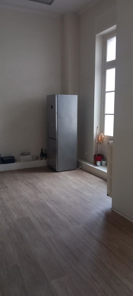Vente Bureaux / Locaux professionnels, 195 m2 à Nantes (44000) en France