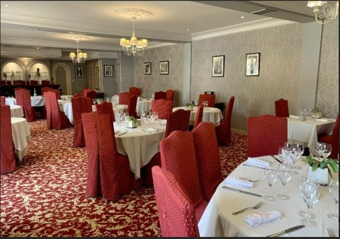 Vente Bar, Hôtel restaurant de 10 chambres avec terrasse à la campagne, dans la Sarthe (72)