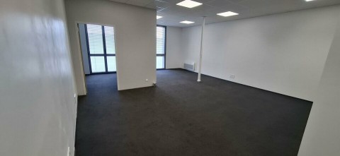 Vente Bureau de 61 m2, à Savenay (44260)