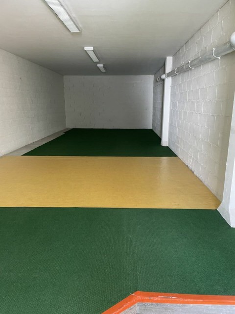 Vente Local commercial , 120 m2 près de Chartres (28000) en France