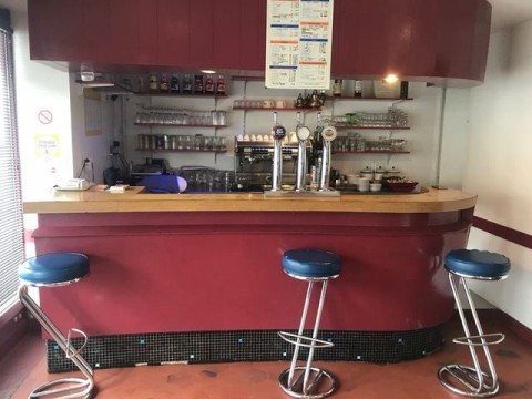 Vente Bar, Restaurant 100 couverts avec terrasse sur un axe fréquenté, à Pontcarré (77135) en France