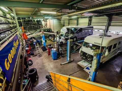 Vente Garage automobile à Thaon-les-Vosges au cœur d'une zone industrielle (88150)