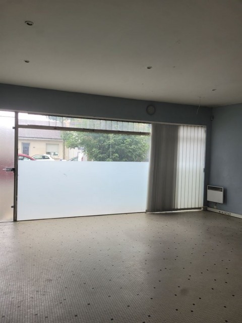 Vente Local commercial de 60 m2, à Nantes (44000) en France