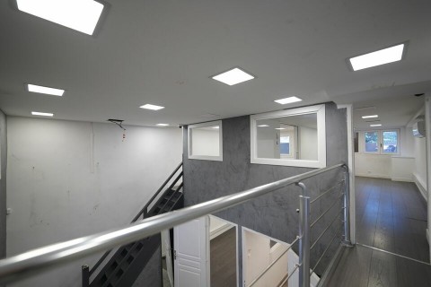 Vente Bureaux / Locaux professionnels, 130 m2 à Villeurbanne (69100)