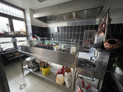 Vente Restauration traditionnelle dans une zone fréquentée, à Carcassonne (11000)