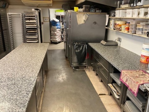 Vente Boulangerie - pâtisserie, dans le centre ville, dans la Loire (42) en France