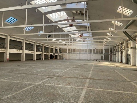 Vente Local d'activité / Entrepôt, 4400 m2 à La Courneuve (93120)