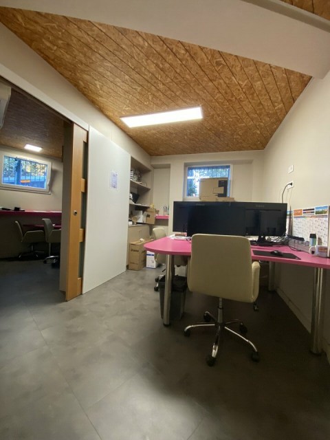 Vente Bureaux / Locaux professionnels, 108 m2 à Bordeaux (33000) en France