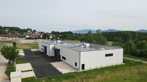 Vente Local d'activité / Entrepôt, 1210 m2 à Les Abrets en Dauphiné (38490) en France