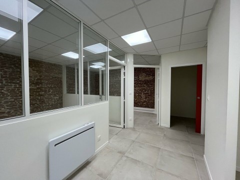 Vente Bureaux / Locaux professionnels, 36 m2 à Toulouse (31000) en France