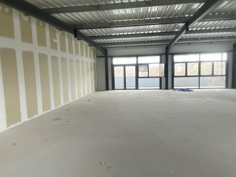 Vente Bureaux / Locaux professionnels, 1050 pi2 à Dax (40100) en France