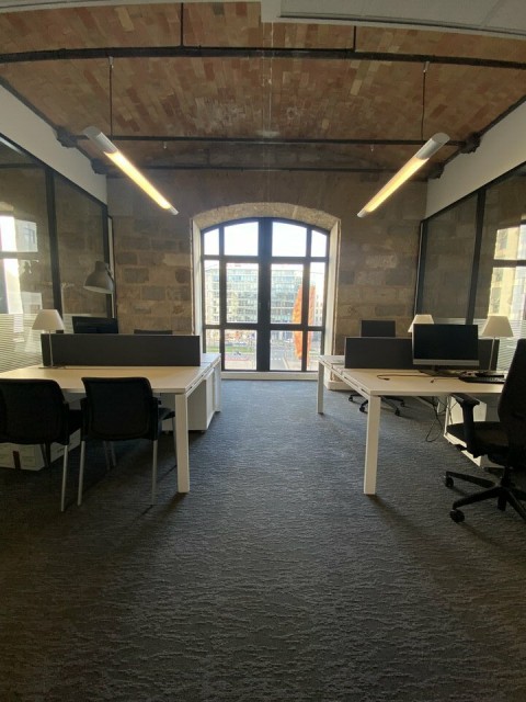 Vente Bureaux / Locaux professionnels, 143 m2 à Marseille (13002)