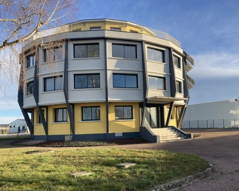 Vente Bureaux / Locaux professionnels, 790 m2 à Arcis-sur-Aube (10700)