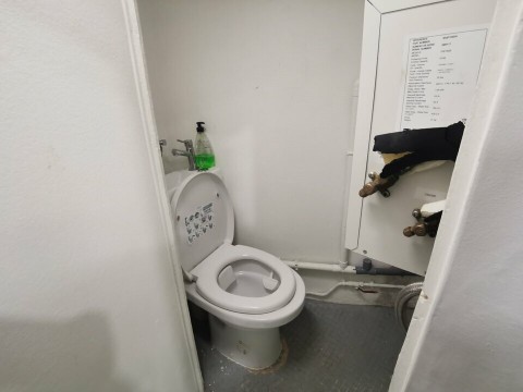 64.jpg