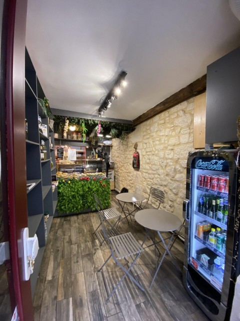Vente Sandwicherie / Snack, Restauration rapide dans une zone animée, à Paris (75004)