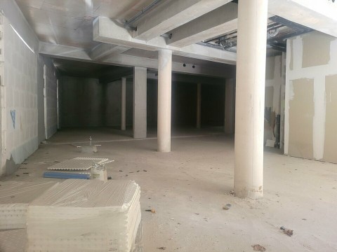 Vente Local commercial de 600 m2 avec extraction à Montreuil (93100) en France