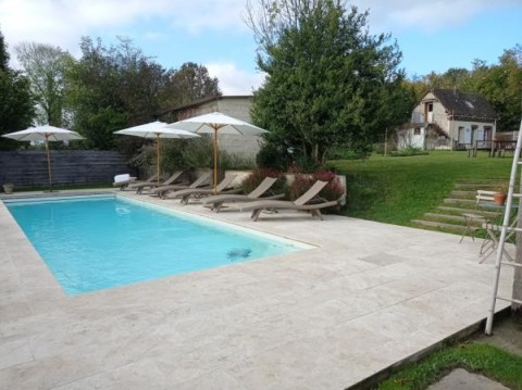 Vente Hôtel restaurant 3* de 12 chambres avec piscine et terrasse dans l'Orne (61) en France