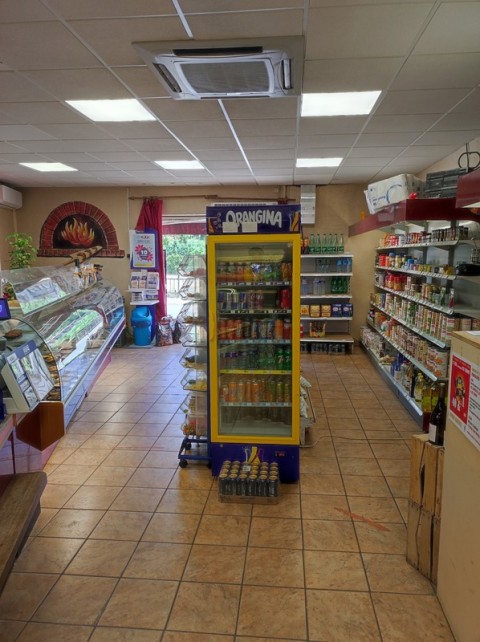 Vente Boulangerie, Pâtisserie, Epicerie, Loto, Sandwicherie / Snack, Restauration rapide à Saint-Laurent-de-Cerdans (66260) en France
