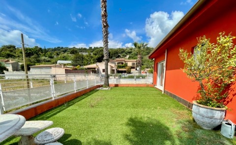 Vente Bureaux / Locaux professionnels, 64 m2 dans les Alpes Maritimes (06) en France