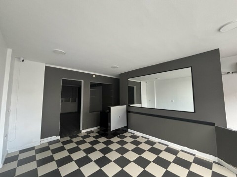 Vente Local commercial , 96 m2 à Ramonville-Saint-Agne (31520)