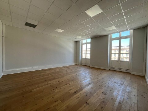 Vente Bureaux / Locaux professionnels, 59 m2 à Toulouse (31000) en France