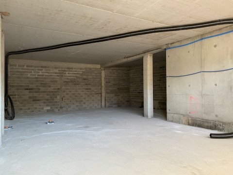 Vente Local commercial de 1570 pi2 en centre ville, à Mont-de-Marsan (40000) en France