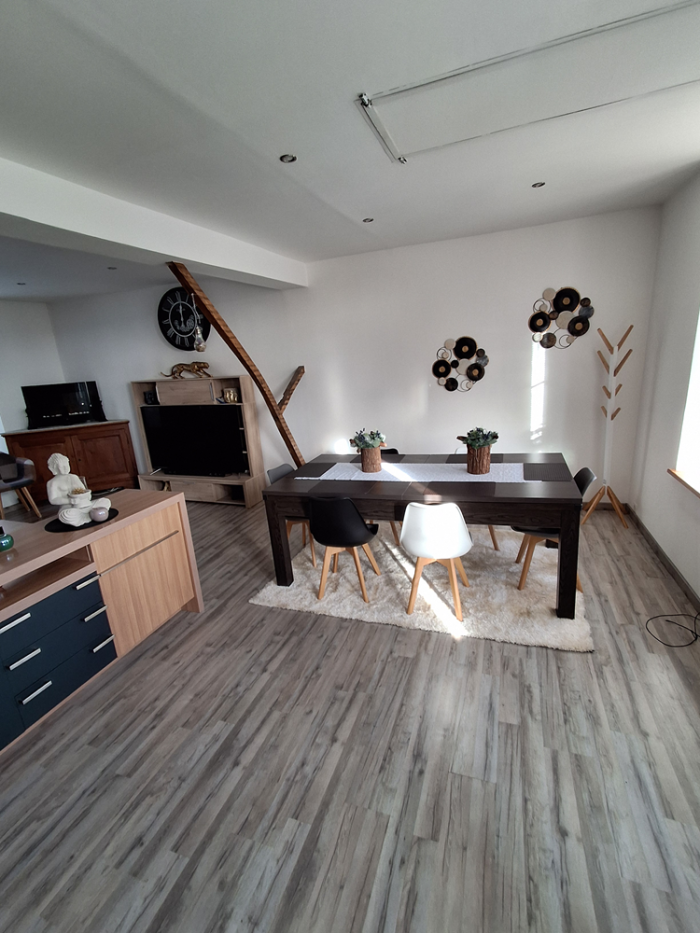 Vente Immeuble de rapport loué par bail commercial dans un quartier en fort développement, à Flers (61100)