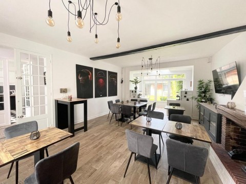 Vente Résidence de tourisme, 200 m2 au calme, à Couilly-Pont-aux-Dames (77860) en France
