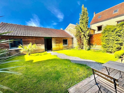Vente Résidence de tourisme, 200 m2 au calme, à Couilly-Pont-aux-Dames (77860) en France