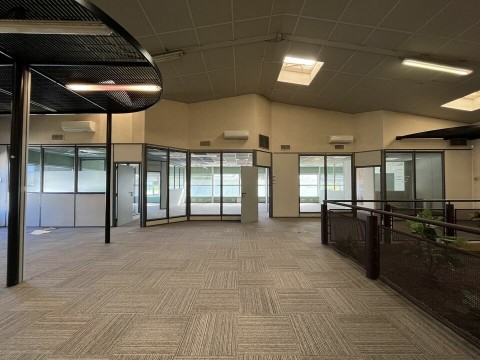Vente Bureaux / Locaux professionnels, 310 m2 à L'Union (31240) en France