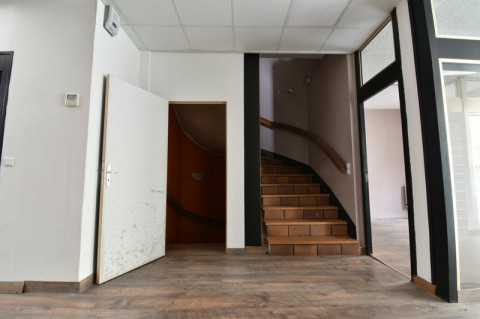 Vente Local commercial de 450 m2 dans le centre ville, à Flers (61100)