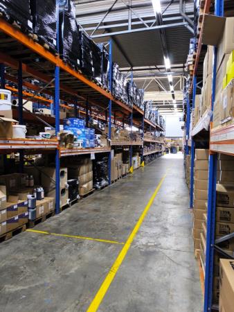 Vente Murs commerciaux, 45210 pi2 dans la Vienne (86) en France