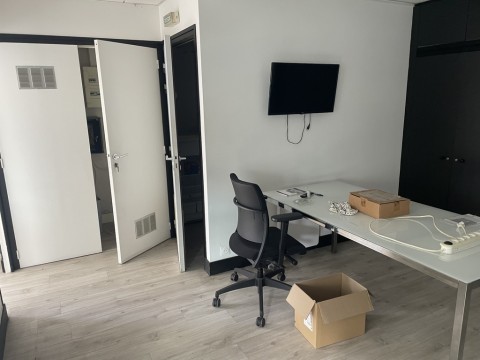 Vente Bureaux / Locaux professionnels, 55 m2 dans le Finistère (29) en France
