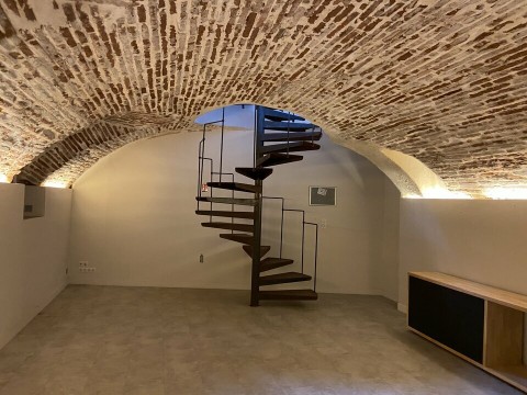 102.jpg