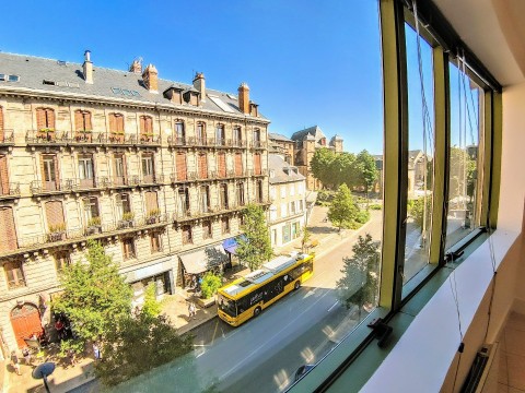 Vente Murs commerciaux, 260 m2 à Rodez (12000) en France