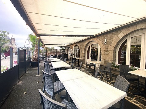 Vente Café, Restaurant avec terrasse dans une zone touristique, à Créhen (22130)