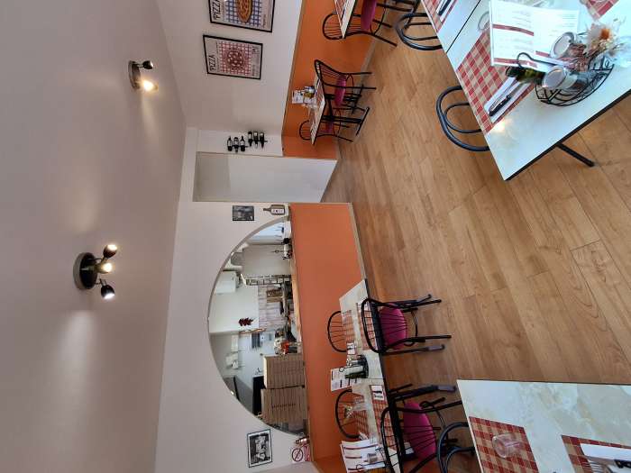 Vente Pizzeria - burgers avec terrasse sur un axe passant, à Sartilly-Baie-Bocage (50530) en France