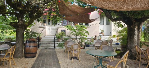 Vente Restaurant licence IV 35 couverts avec terrasse à Fontainebleau (77300)