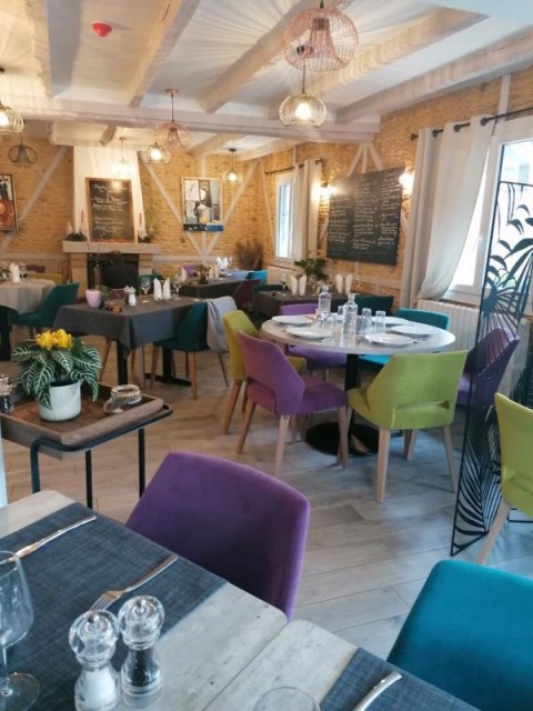 Vente Restaurant, Bar 40 couverts avec terrasse à Saint-Sauveur (24520)