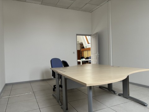 Vente Bureaux / Locaux professionnels, 24 m2 à Villiers-le-Bel (95400)