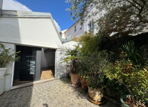 Vente Loft / Atelier d'artiste de 146 m2 au coeur de Cachan en France