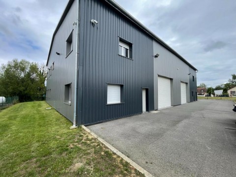 Vente Local d'activité avec entrepôt et bureaux à Chevrières (60710)