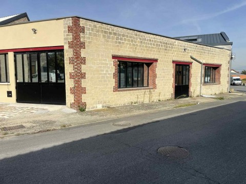 Vente Local d'activité de 135 m2 à Asnières-sur-Oise (95270) en France