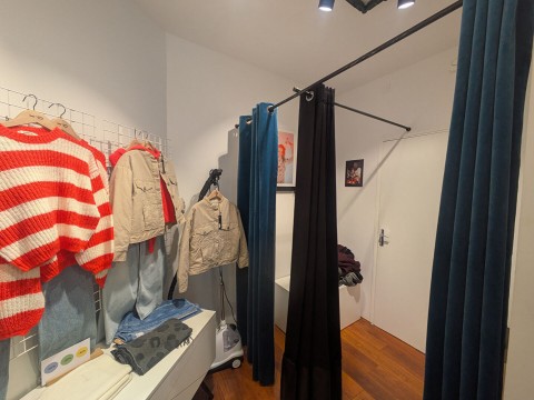 Vente Local commercial , 40 m2 à Fougères (35300) en France
