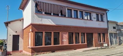 Vente Murs commerciaux, 1200 m2 à Montauban (82000) en France