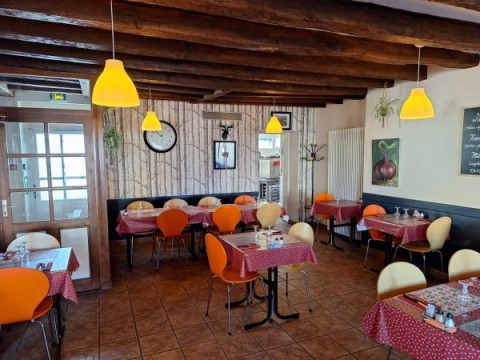 Vente Bar, Hôtel restaurant, Pizzeria, Restaurant d'environ 10 chambres avec terrasse à Loches (37600)