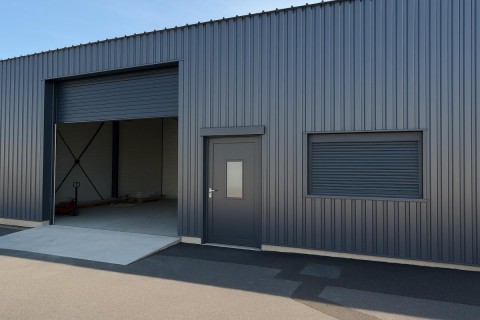 Vente Local d'activité / Entrepôt, 150 m2 près de Carcassonne (11000) en France